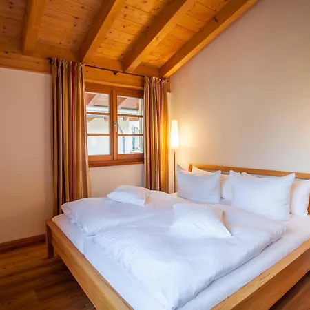 Haus Am Katzenbach 아파트 *